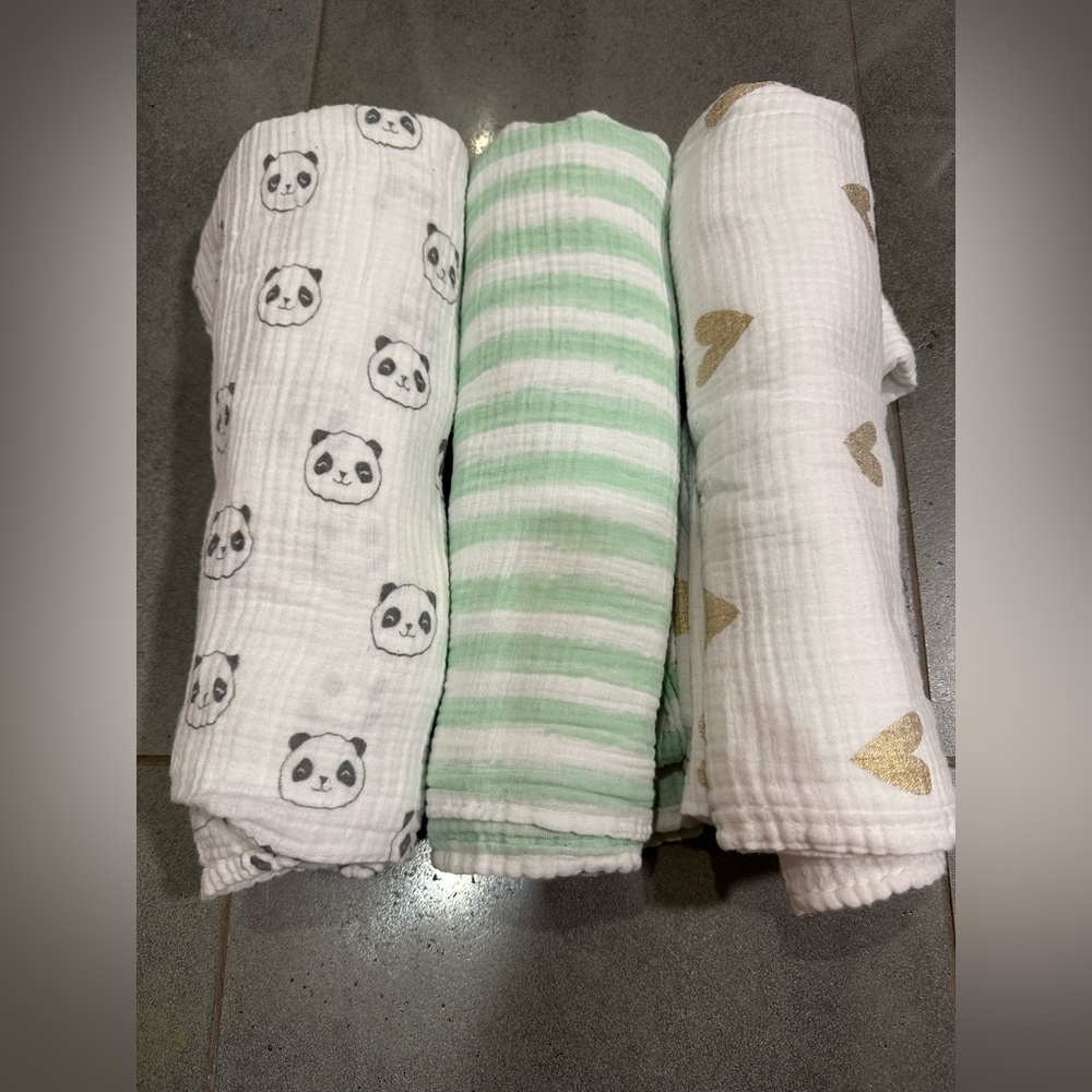 Cloud Island 3 Muslin Cotton Swaddle Blankets, Hearts Pandas Stripes
